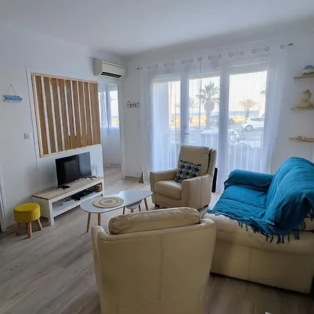 Pour 6 A 20m De La Vue Апартаменты *